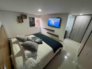 Apto 4 habitaciones privadas 140mtros