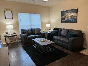 Magnolia Serenity: 2BD/1BA w/ Gym, Pool, BBQ Grill - Pontotoc