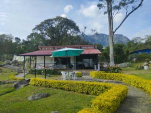 Villa tata Granja autosostenible