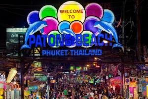 1 bed condo, No.1 location, next to Patong Beach.