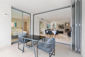 Open-Plan 2BR Unit with Parking in Prime Bondi Beach