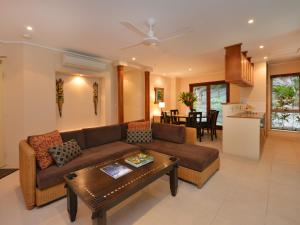Surya Villa 1 - On Four Mile Beach