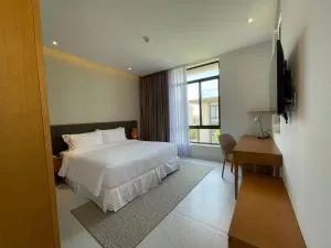 Big Star Villas - Miếu Ông