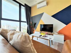 Urban Simplicity Suite, 5 Pax, 2 Car Parks at Urban Suites Georgetown by SuperStay