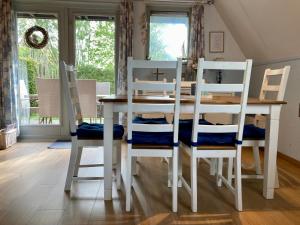 Urlaubsruhe 6 Pers Holiday home w terrace close to National Park Lauwersmeer