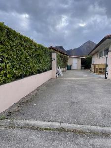 Appartements GRENOBLE SUD VARCES Suite privatisee au pied des Montagnes : photos des chambres
