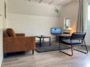 Olivia 6pers House with a private garden close to the National Park Lauwersmeer