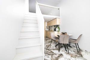 Central Oasis by the Sea, By Cohost