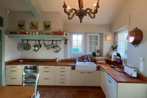 Villas Grande Maison Famille en Pierre avec un Jardin in d-un Village en Morbihan : photos des chambres