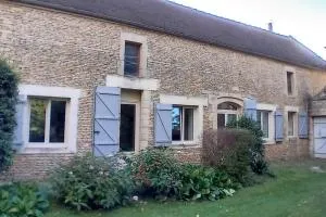 Une pause près de Pégasus Bridge - Le Parc Une pause près de Pégasus Bridge - Le Parc