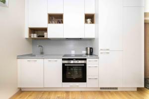 Pine Forest View Apt With Balcony, By Cohost