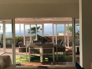 MareVista Toit Terrasse 130m2 Vue Mer et Montagne Piscine 3 Chambres BY LG Home