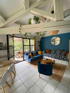 Charmante dépendance avec piscine en Provence