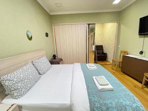 New Lights Apartment