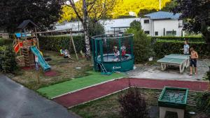 Campings CAMPING PLEIN SOLEIL : photos des chambres