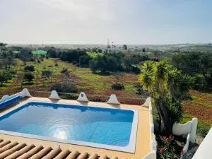 Self-contained floor of Quinta / Villa - Алгош