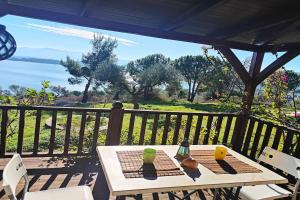 Holiday Home with Amazing Sea View