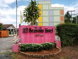 22 Seasons Hotel