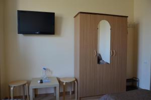 Standard Triple Room room in Guest House Kseniya near Sea