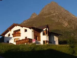 Apart Zimalis - Tschafein