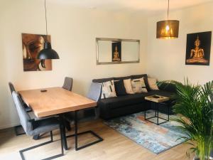City Zen Apartment Enschede !Free Private Parking