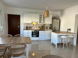 M RESIDENCE