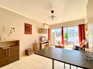 Terracotta - Proche Palais des Festivals - By SCLS Locations