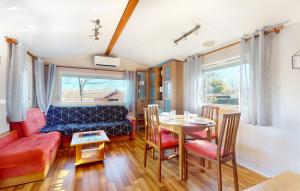 Beautiful Home In Sainte-Gemme