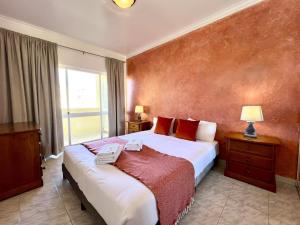 Albufeira Concept 2 With Pool by Homing