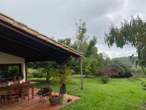 Casa Galatea con jardín junto al pueblo