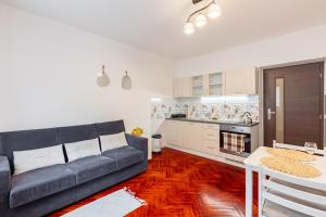 CitySerenity Rustic Apartment