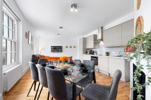 Stylish 3 Bedroom Serviced Apartment in Kings Cross
