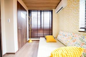 Ebisu Prime House- 5BR Private Home in the Heart of Tokyo, Wlak to Daikanyama & Shibuya