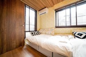 Ebisu Prime House- 5BR Private Home in the Heart of Tokyo, Wlak to Daikanyama & Shibuya