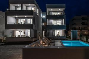 Apartments Mare B with pool