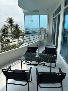 Beachfront 70 sqm Premier Sea View and Pool View Family Room FREE DISNEY PLUS