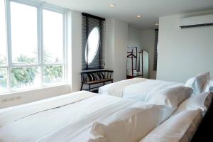 Beachfront 70 sqm Premier Sea View and Pool View Family Room FREE DISNEY PLUS