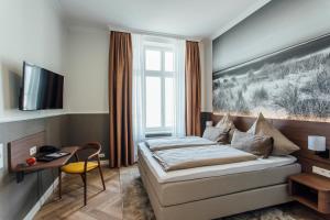 Double Room - Disability Access room in Strandhotel Hohenzollern