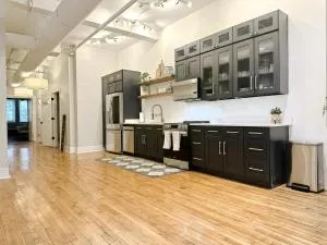 The Historic Lyric Presidential Suite - Florence