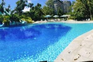 Laras cozy room @Tambuli Resort