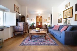 Piazza Bernardini Apartment in Center Town