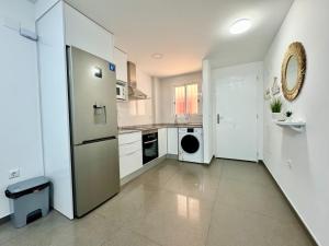 Apartamento Reformado con Piscina Albir