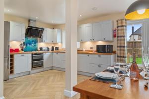 Y Deri - Close to Village and Beach