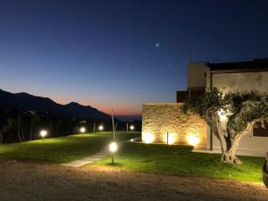 Splendida Villa NATURE-APPARTAMENTO MELOGRANO a SCOPELLO-ZINGARO vista sul mare