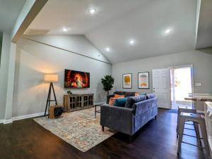 Spacious Family Friendly Home with Large Fenced in Yard