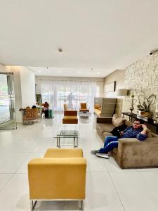 Huge 2BR Condo in IT Park Cebu