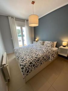 Rez-de-chaussée bord de piscine