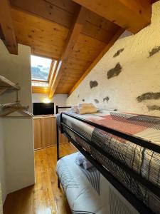 Cristian Castello - La Poltrona Rossa