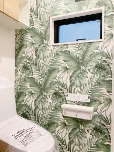 Shinjuku#ookubo#kabukicho#New built 4beds room,3 toilets, 2 shower rooms#新宿中心#大久保#歌舞伎#地铁站步行2分#新建一栋3层楼 4个卧室3个卫生间2个浴室1个客厅#高速无限制网络#智能马桶#干湿分离103