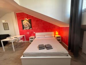 Mansarda Open Space vicino zona Isola (Paolo Bassi)